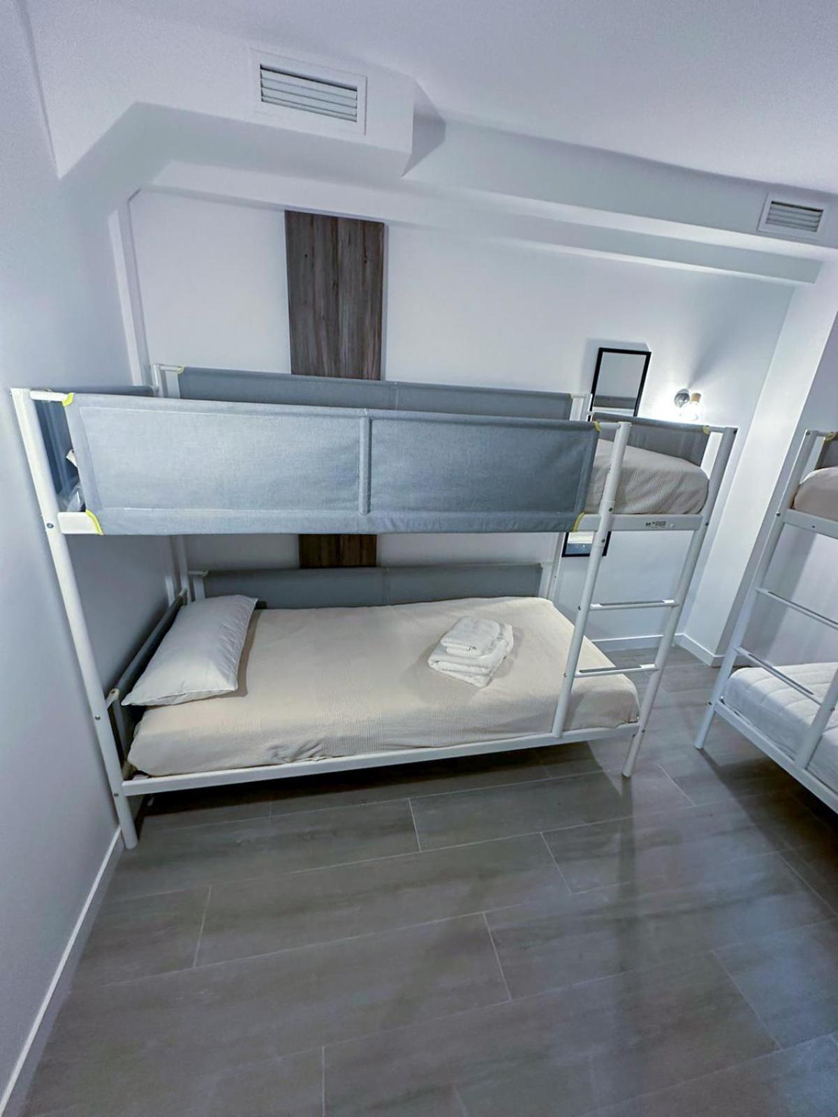 Zur Boutique Hostel Fuengirola Exterior photo