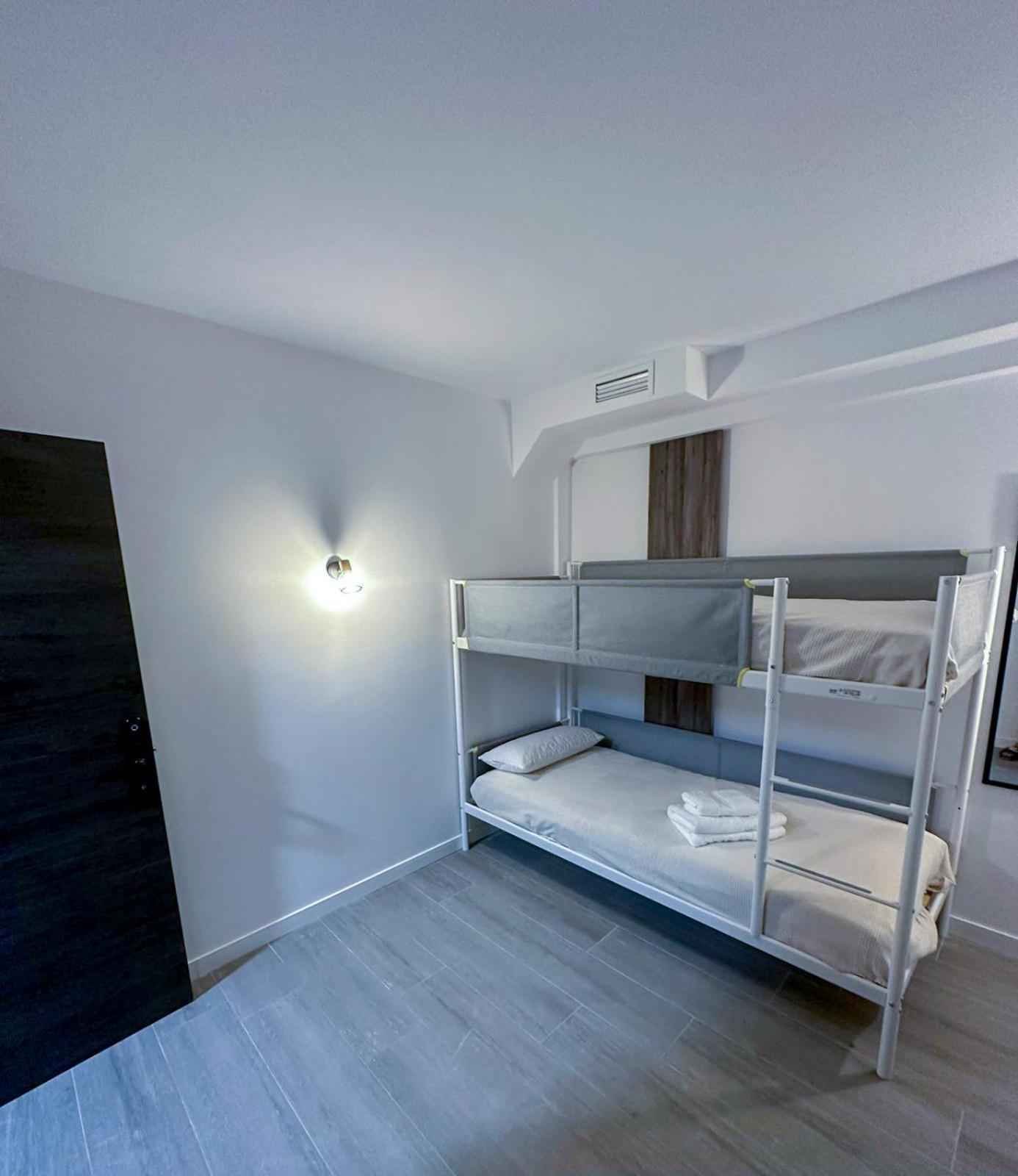 Zur Boutique Hostel Fuengirola Exterior photo