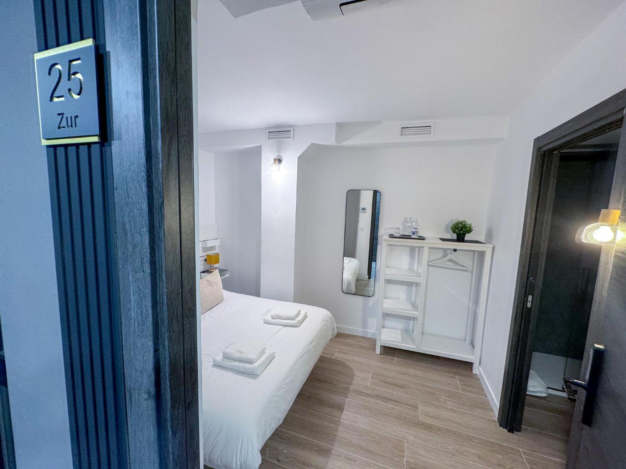 Zur Boutique Hostel Fuengirola Exterior photo